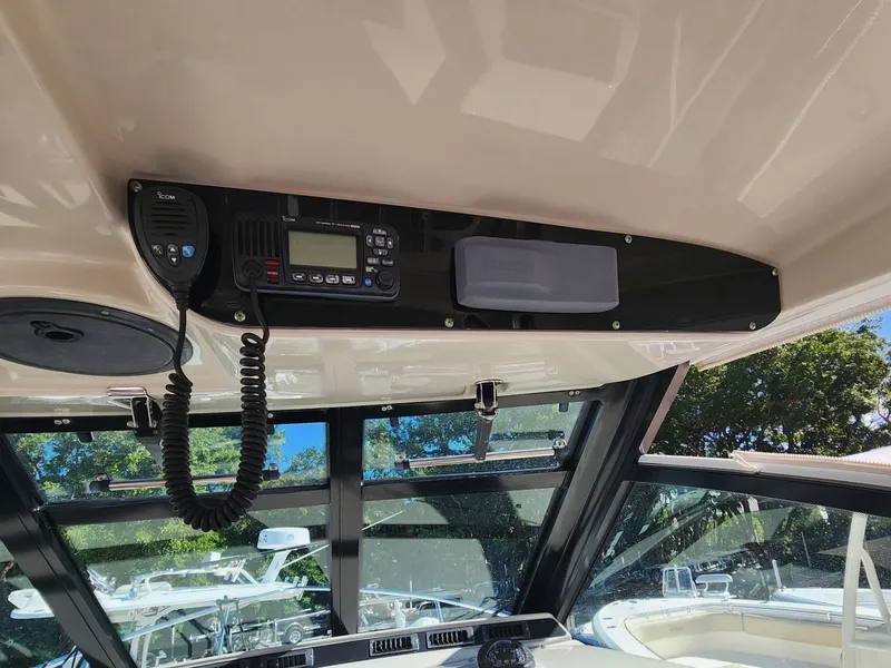 Slide: The Image of 2016 EVERGLADES 320 EX - Image 23 - 23