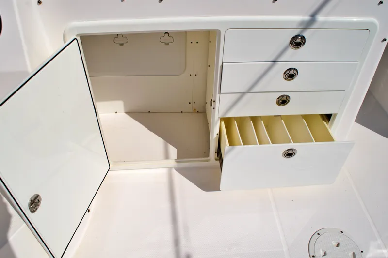 Slide: The Image of 2016 EVERGLADES 320 EX - Image 31 - 31