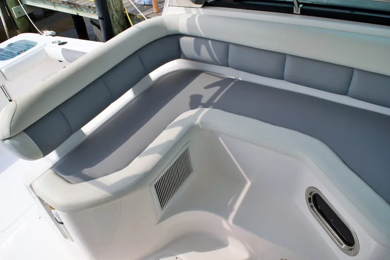 Slide: The Image of 2016 EVERGLADES 320 EX - Image 47 - 47