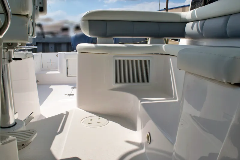 Slide: The Image of 2016 EVERGLADES 320 EX - Image 48 - 48