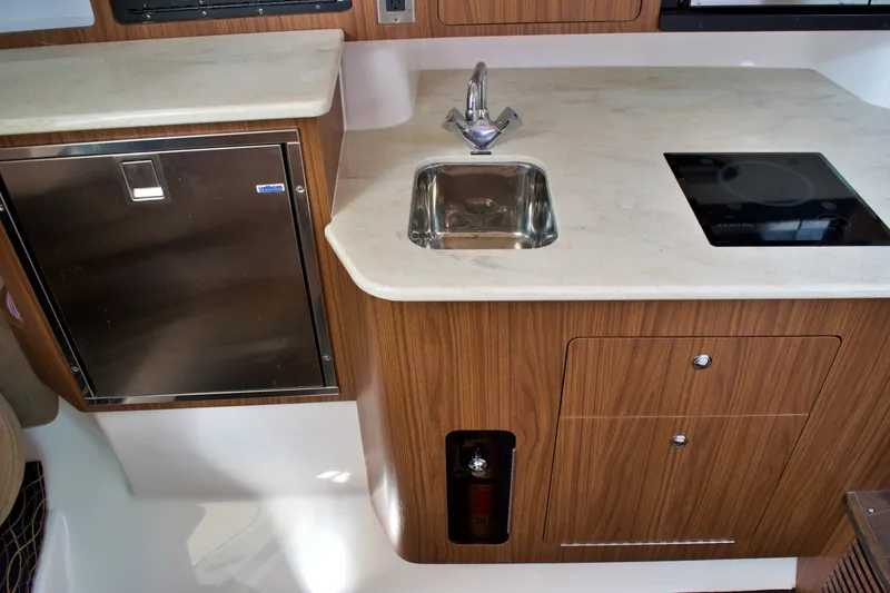 Slide: The Image of 2016 EVERGLADES 320 EX - Image 61 - 61