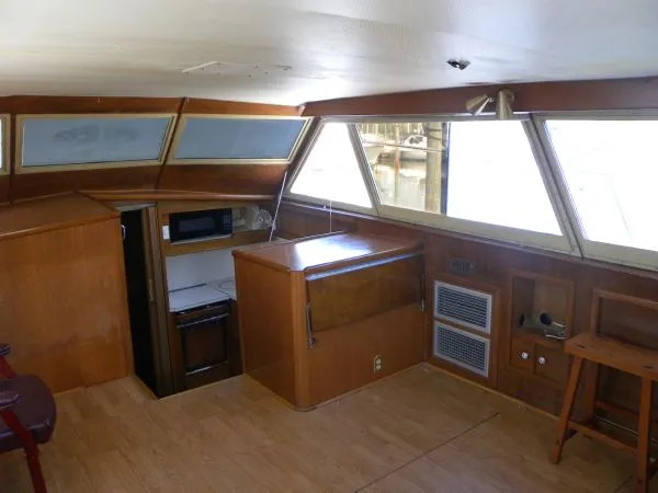 Slide: The Image of Hatteras 41 Twin Cabin 1967 - 2