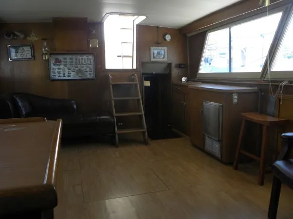 Slide: The Image of Hatteras 41 Twin Cabin 1967 - 3