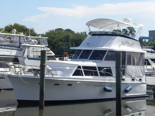 Slide: The Image of Hatteras 41 Twin Cabin 1967 - 9
