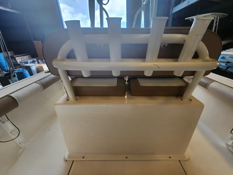 Slide: The Image of 2023 SEA BORN 22 LX - Image 11 - 11