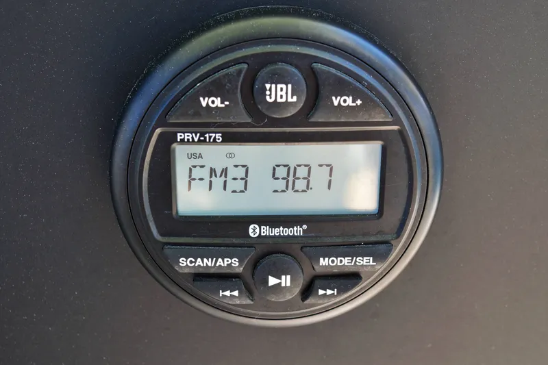 Slide: The Image of 2023 SEA BORN 22 LX - Image 22 - 22