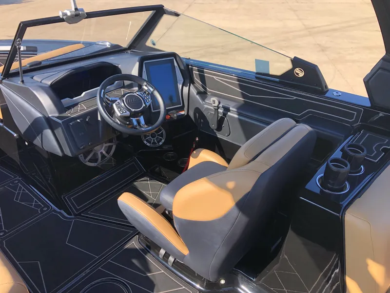 Slide: The Image of Tige Z3 2022 - 28