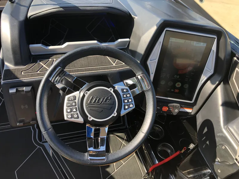 Slide: The Image of Tige Z3 2022 - 31