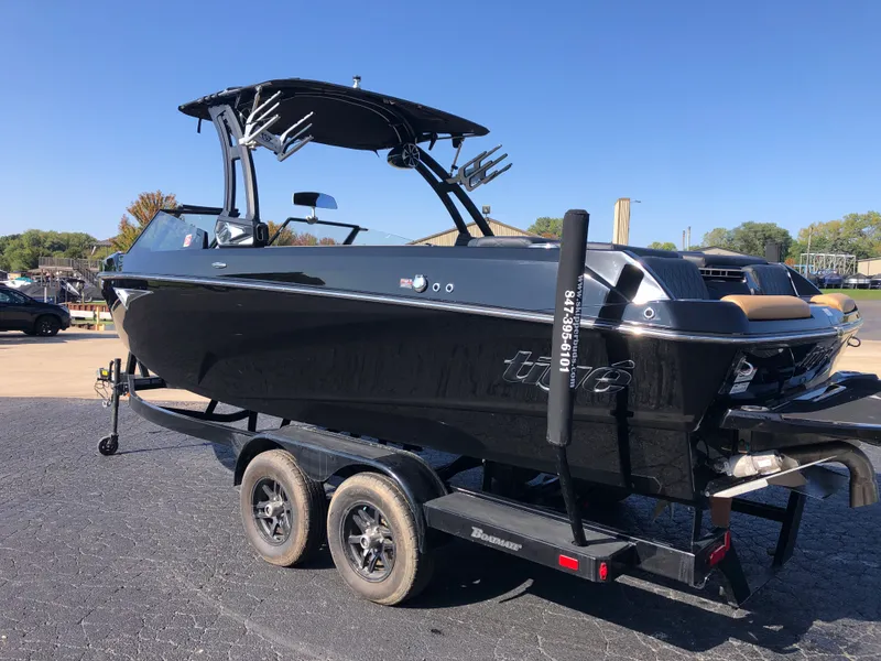 Slide: The Image of Tige Z3 2022 - 8