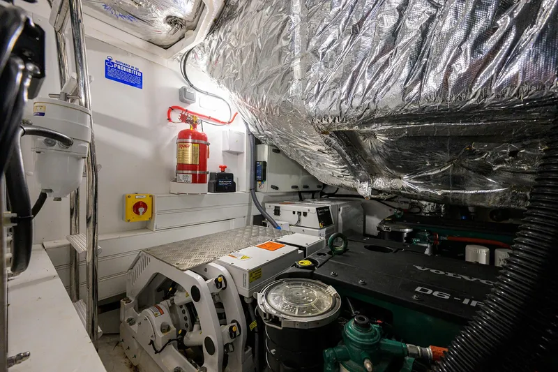 Slide: The Image of Princess V50 TraSeas - Engine Room - 49