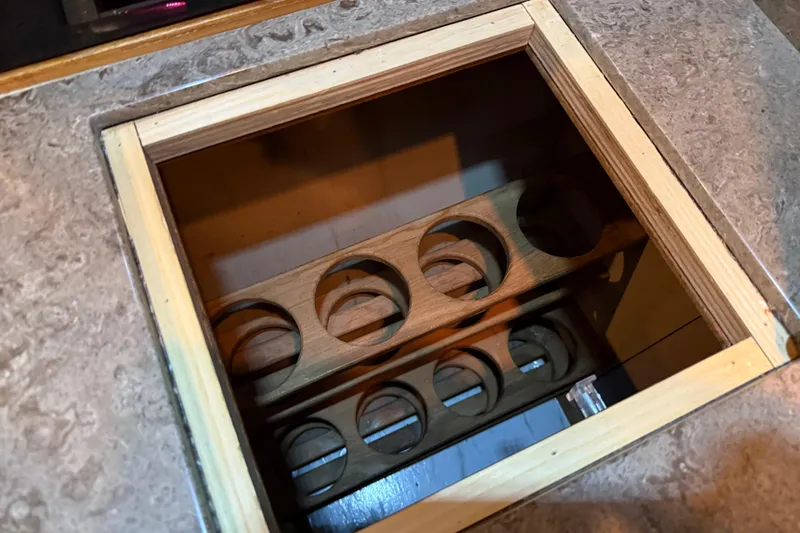 Slide: The Image of Wooden cabinetry with stainless steel panel on 1985 Bayliner 4550 Motoryacht. - 22