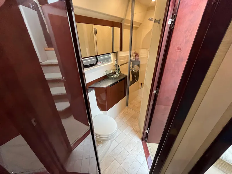 Slide: The Image of Sea Ray Sundancer 460 2017 - 111