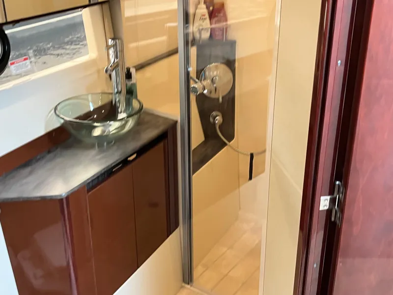 Slide: The Image of Sea Ray Sundancer 460 2017 - 115