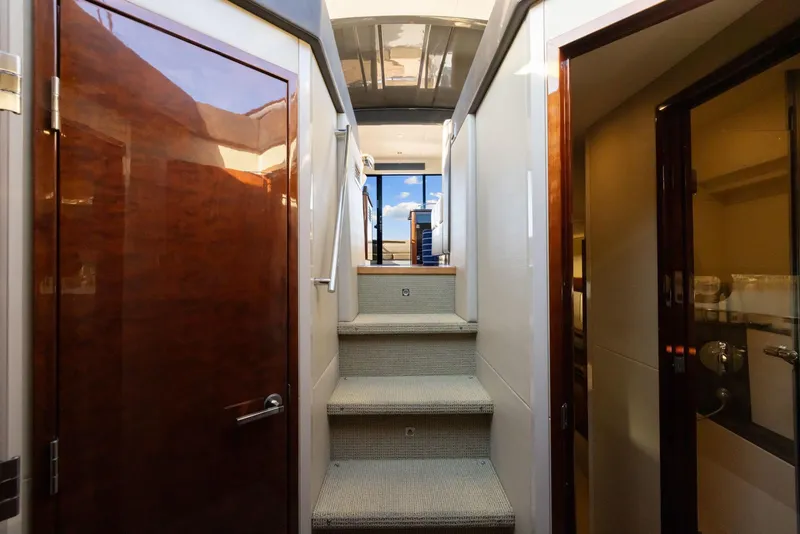 Slide: The Image of Sea Ray Sundancer 460 2017 - 122