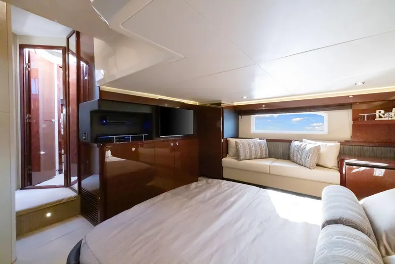 Slide: The Image of Sea Ray Sundancer 460 2017 - 126