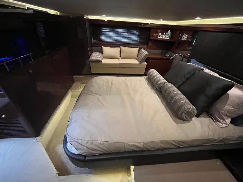 Slide: The Image of Sea Ray Sundancer 460 2017 - 128