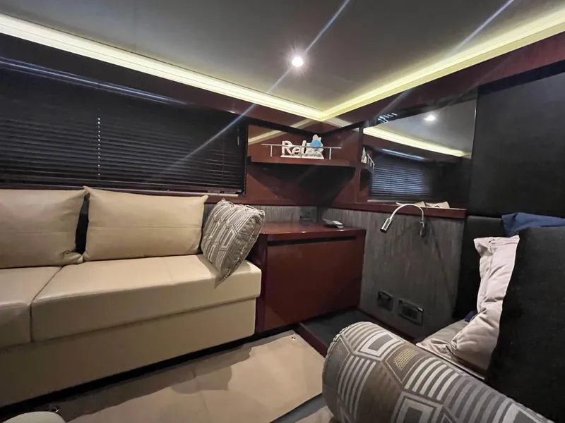 Slide: The Image of Sea Ray Sundancer 460 2017 - 130