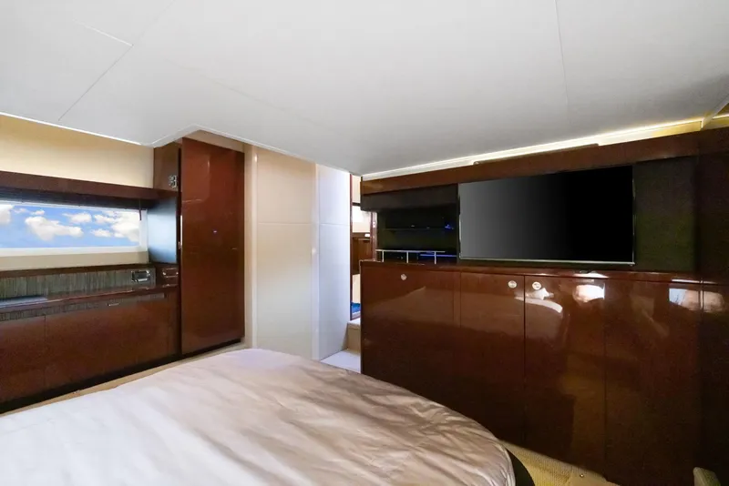 Slide: The Image of Sea Ray Sundancer 460 2017 - 136