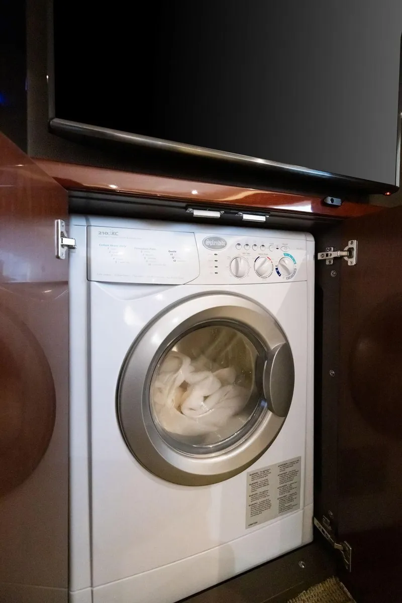 Slide: The Image of Sea Ray Sundancer 460 2017 - 139