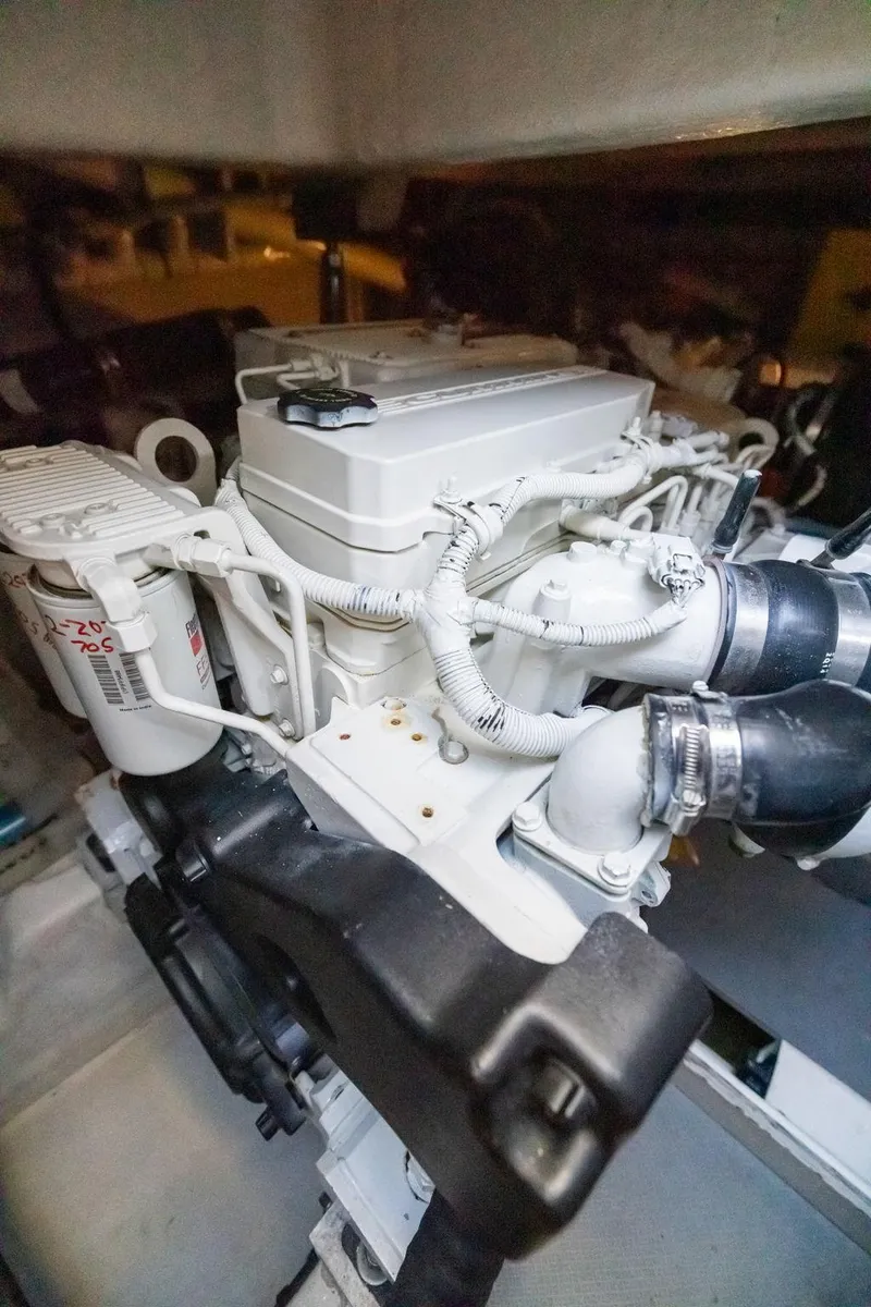 Slide: The Image of Sea Ray Sundancer 460 2017 - 160