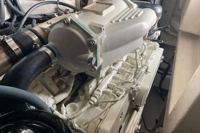 Slide: The Image of Sea Ray Sundancer 460 2017 - 162