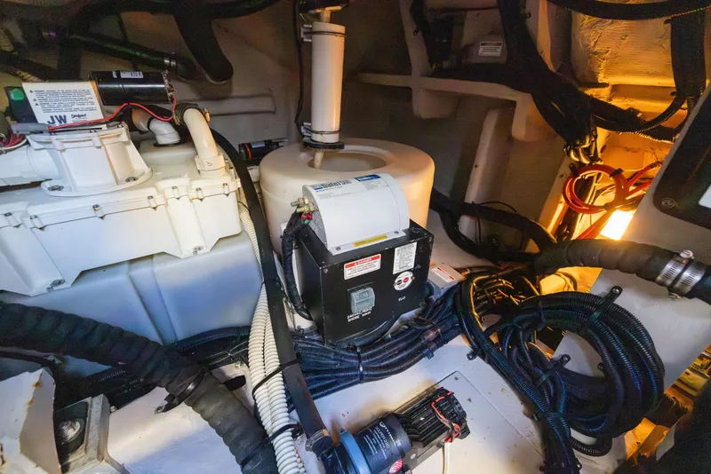 Slide: The Image of Sea Ray Sundancer 460 2017 - 168