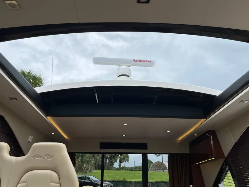 Slide: The Image of Sea Ray Sundancer 460 2017 - 63