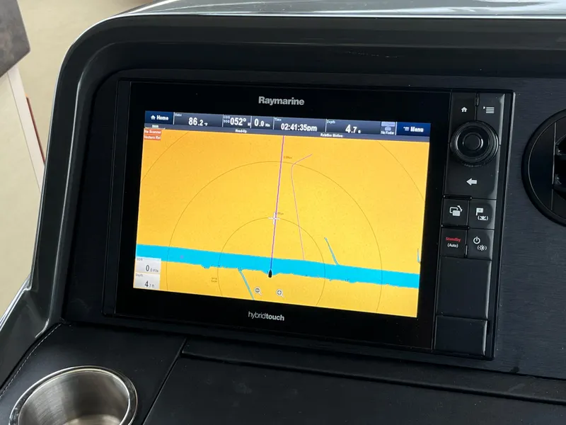 Slide: The Image of Sea Ray Sundancer 460 2017 - 94