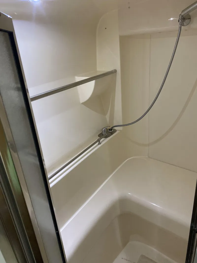 Slide: The Image of Shower cabin in a 2002 Carver 350 Mariner yacht. - 31