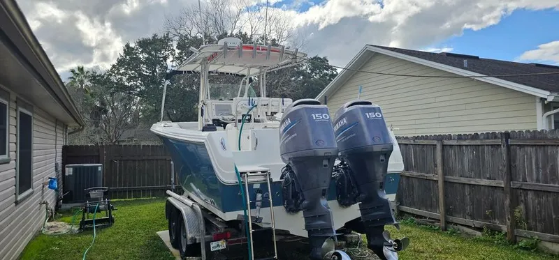 Slide: The Image of Sailfish 2360 CC 2008 - 2