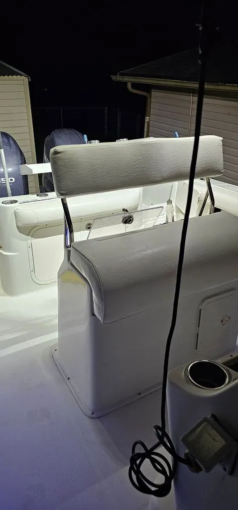 Slide: The Image of Sailfish 2360 CC 2008 - 23