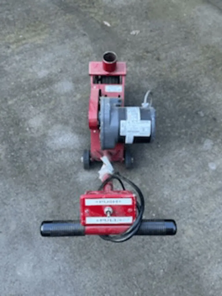 Slide: The Image of Triton 21 TR 2001 - 19