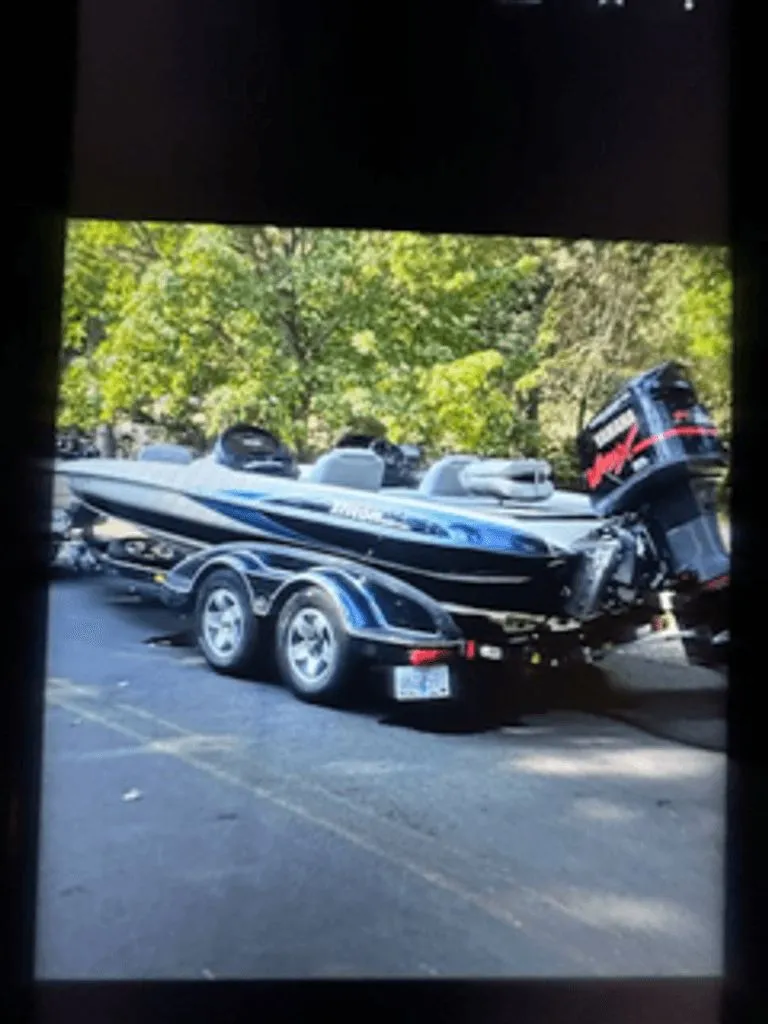 Slide: The Image of Triton 21 TR 2001 - 2