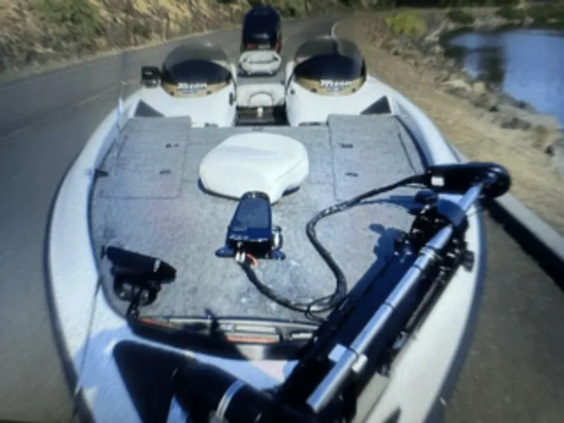 Slide: The Image of Triton 21 TR 2001 - 3