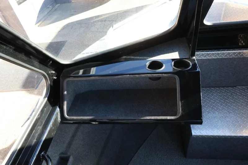 Slide: The Image of Interior of 2022 Thunder Jet 185 Luxor boat with cup holders and storage compartment. - 40