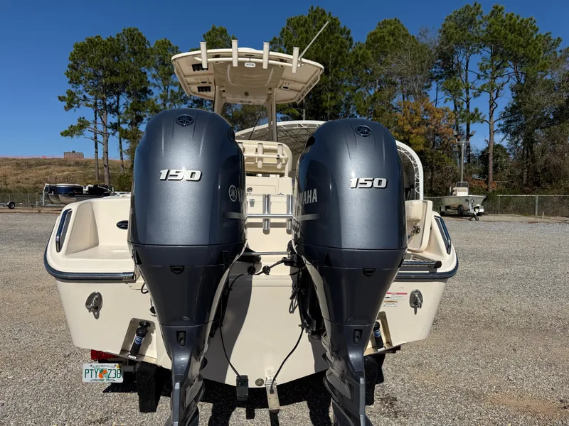 Slide: The Image of Grady-White Fisherman 257 2017 - 11