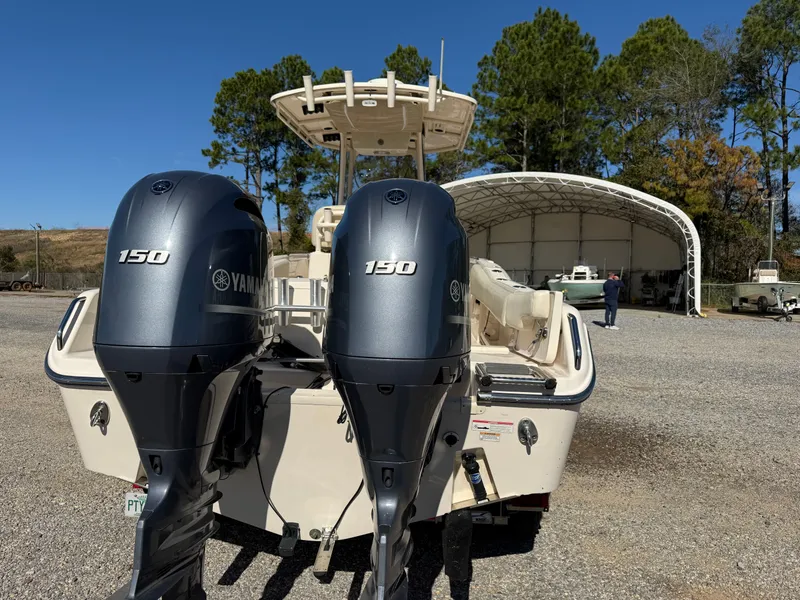 Slide: The Image of Grady-White Fisherman 257 2017 - 13