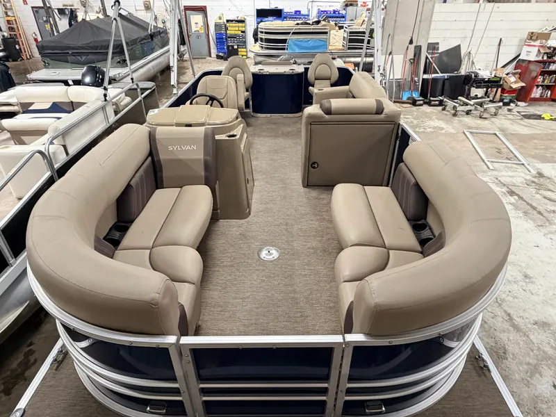 Slide: The Image of Sylvan Mirage 820 Fish & Cruise 2022 - 10