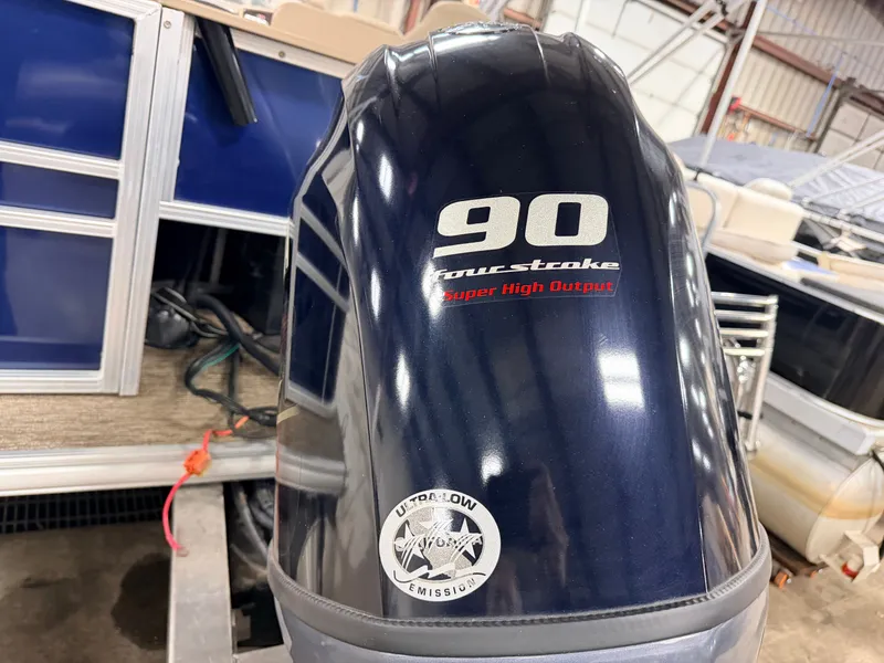 Slide: The Image of Sylvan Mirage 820 Fish & Cruise 2022 - 51