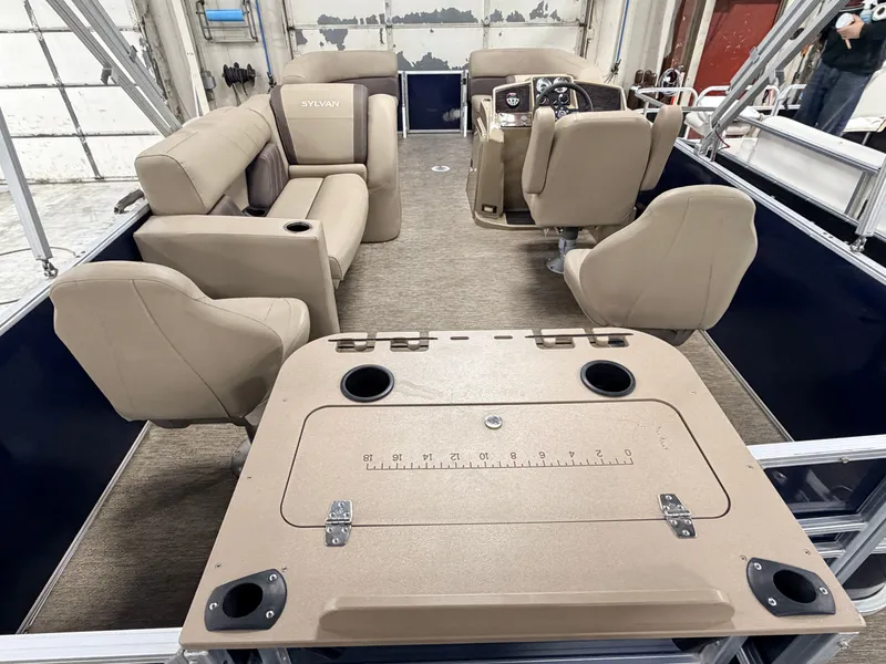 Slide: The Image of Sylvan Mirage 820 Fish & Cruise 2022 - 8