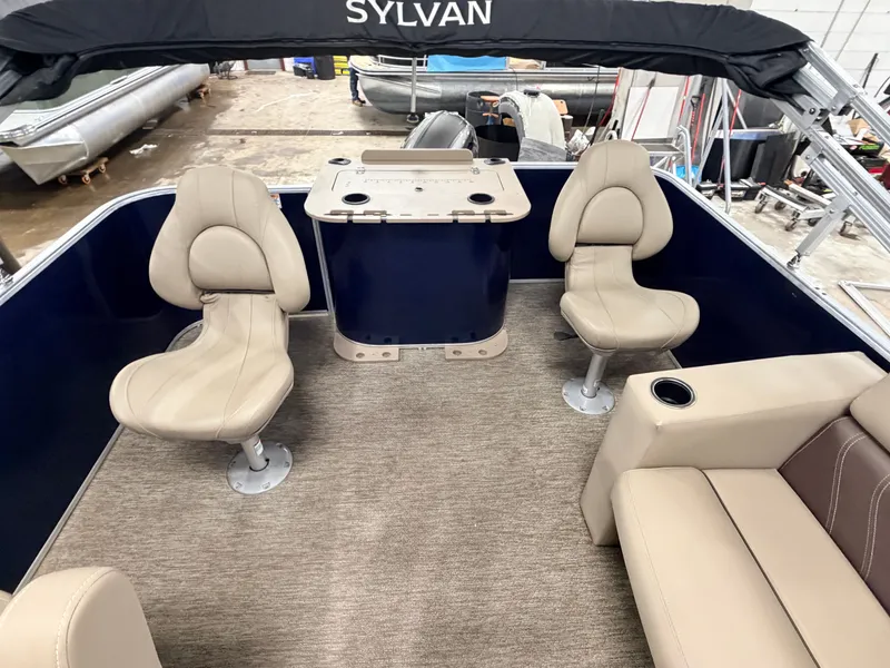 Slide: The Image of Sylvan Mirage 820 Fish & Cruise 2022 - 9