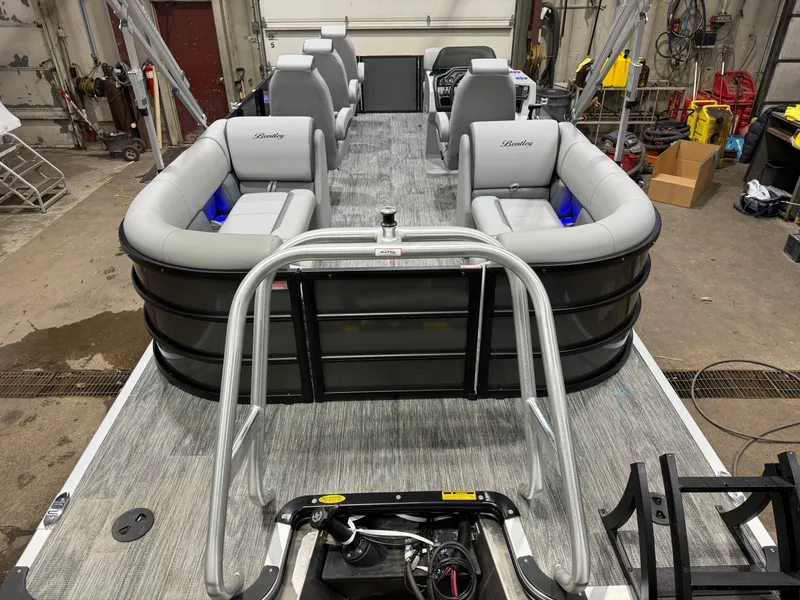 Slide: The Image of Bentley Pontoons Legacy 220 Navigator DL Quad Lounge 2026 - 6
