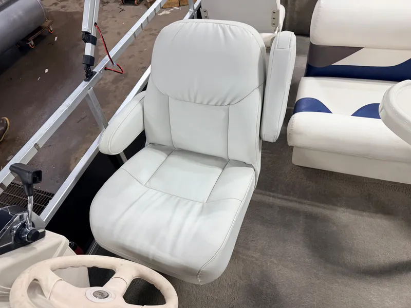 Slide: The Image of Misty Harbor 1880 CF Explorer Pontoon 2006 - 21