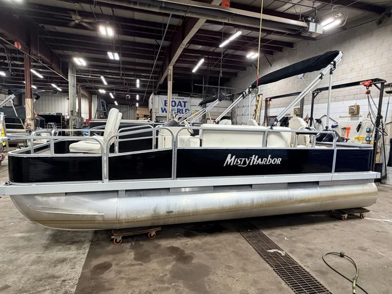 Slide: The Image of Misty Harbor 1880 CF Explorer Pontoon 2006 - 25