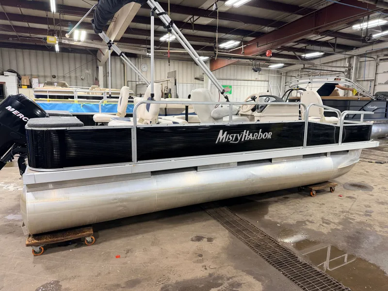 Slide: The Image of Misty Harbor 1880 CF Explorer Pontoon 2006 - 48