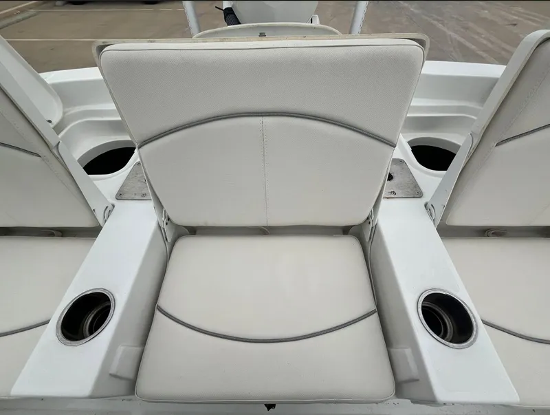 Slide: The Image of Sea Hunt BX25FS 2023 - 25