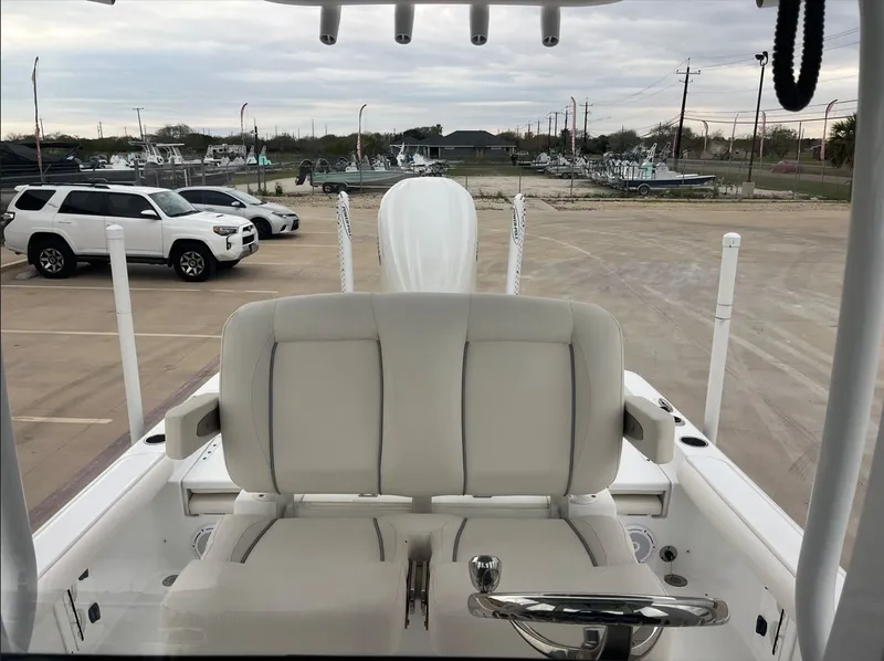 Slide: The Image of Sea Hunt BX25FS 2023 - 38