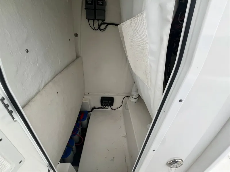 Slide: The Image of Sea Hunt BX25FS 2023 - 42