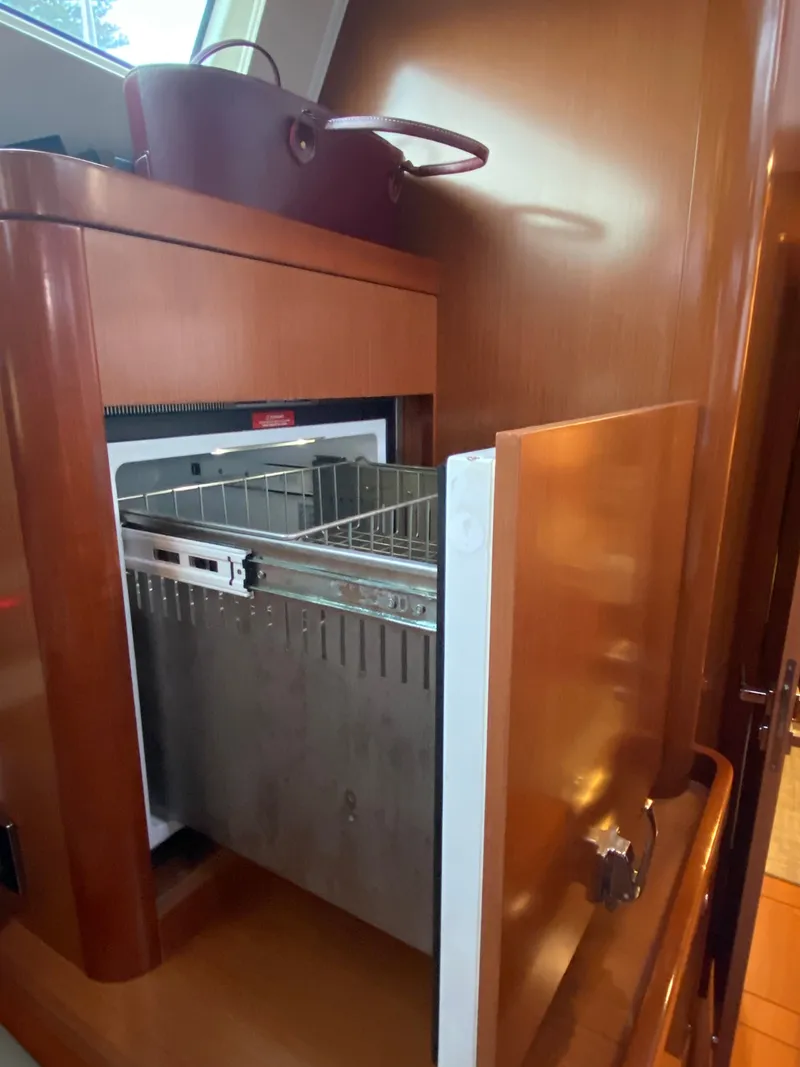 Slide: The Image of Beneteau Oceanis 58 2012 - 29