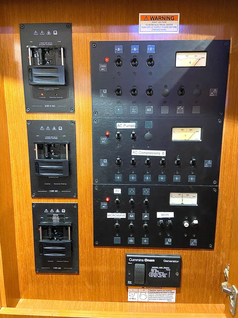 Slide: The Image of Beneteau Oceanis 58 2012 - 36